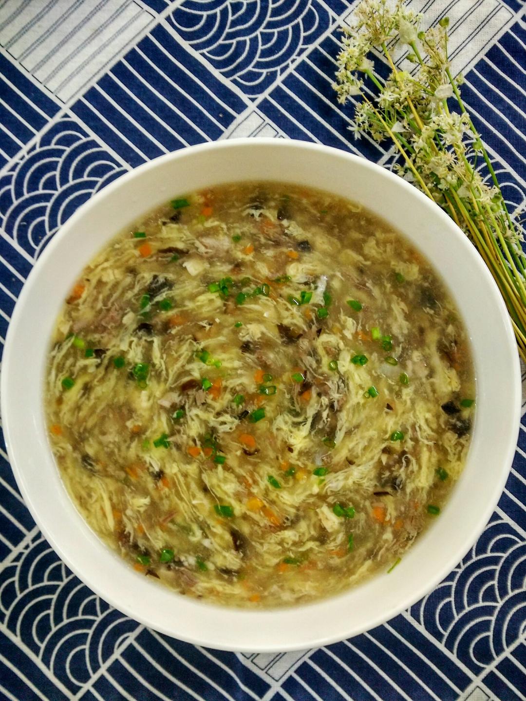 汤~清乐汤上段时间去公园散步有幸遇到了本地一位名厨因为在做这个清