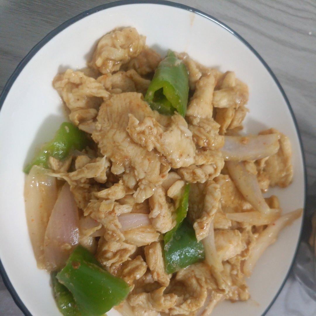 青椒炒鸡肉丝