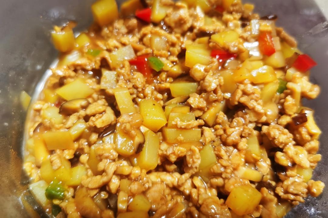 ㊙️香菇土豆肉沫拌饭❗️比外卖还好吃
