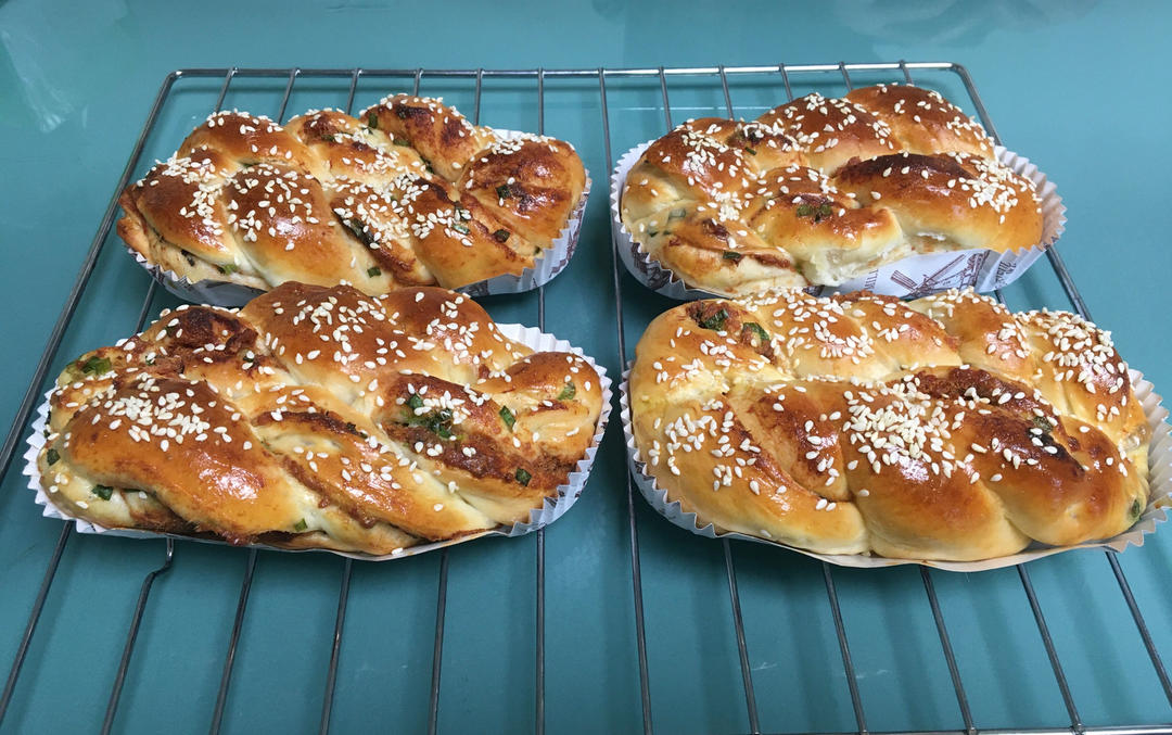 超好吃的一发肉松小卷面包