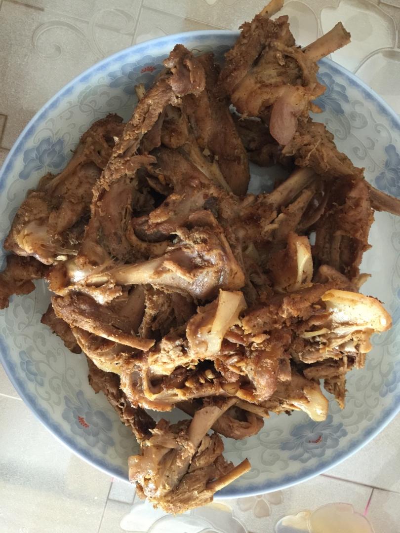 孜然酱香鸭锁骨