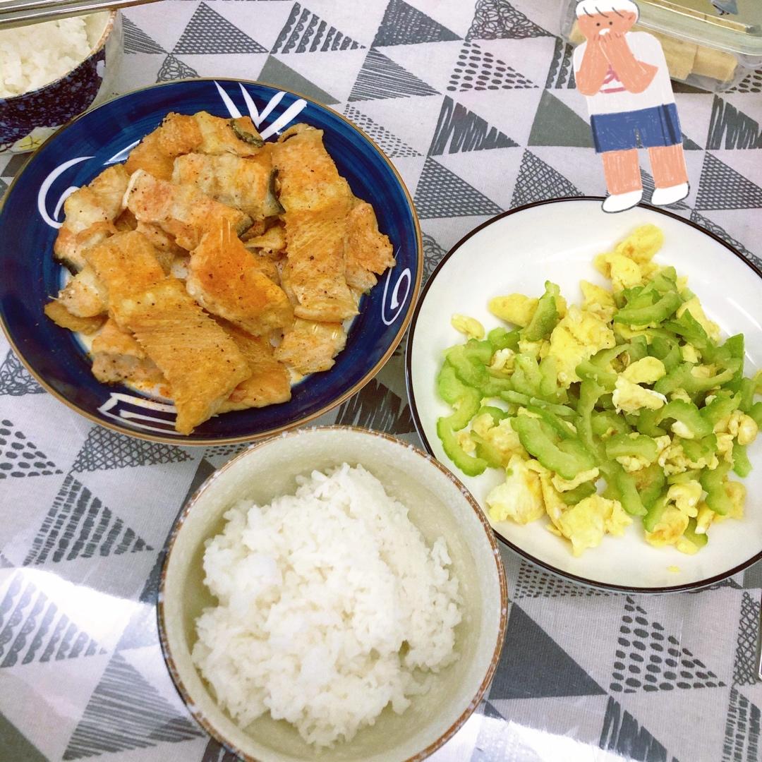 苦瓜炒蛋
