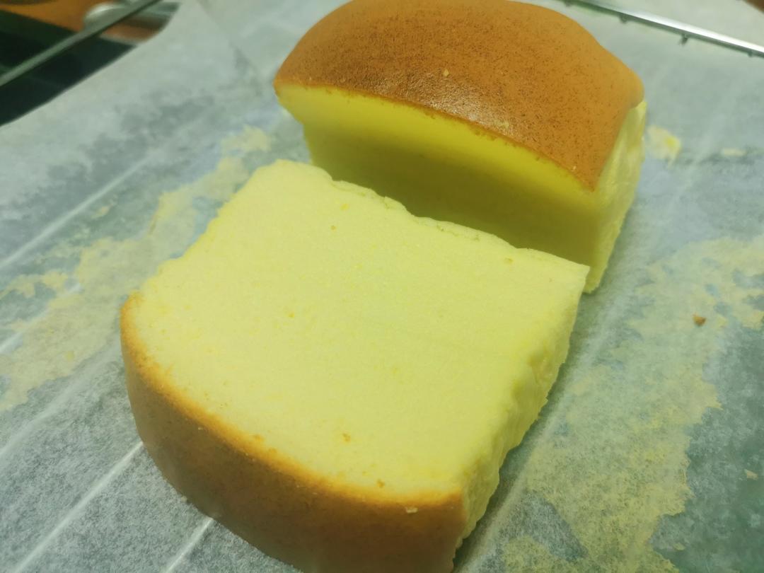 堪比柯基屁股
爆浆芝士🧀古早蛋糕