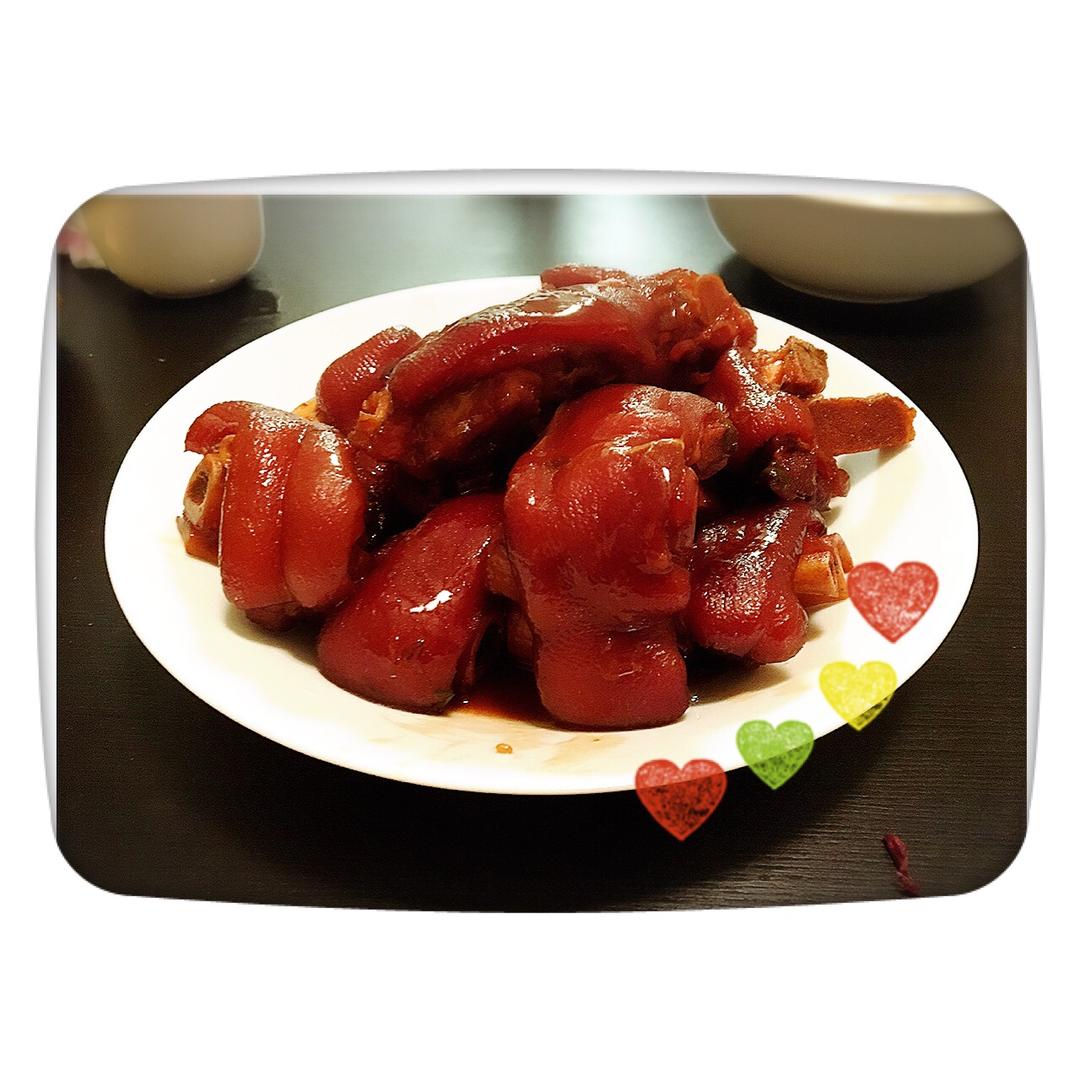 美味的家常菜：红烧猪蹄