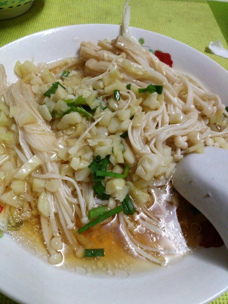 蒜蓉蒸金针菇