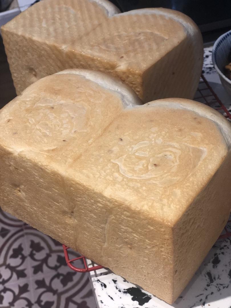 令人无法忘怀的阳光全麦吐司