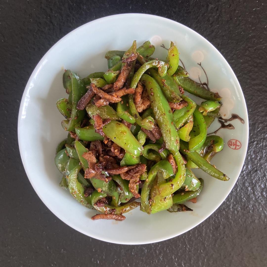 孜然青椒炒肉