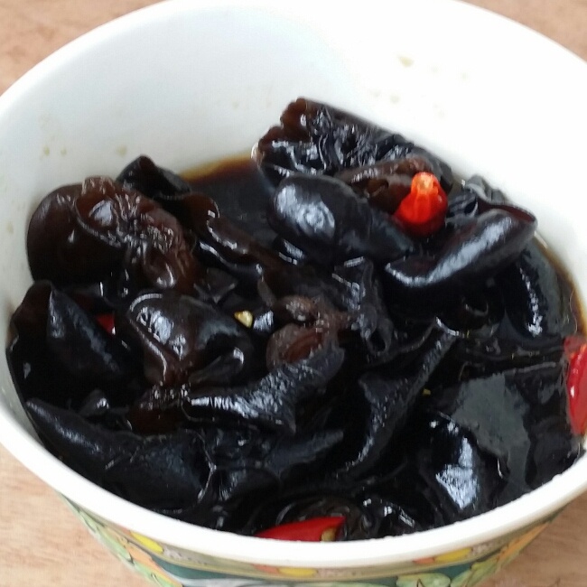 凉拌黑木耳