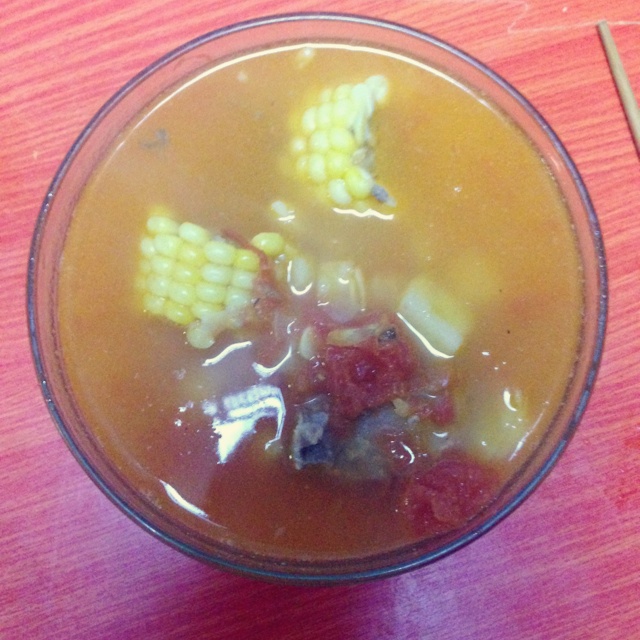 番茄土豆玉米排骨汤