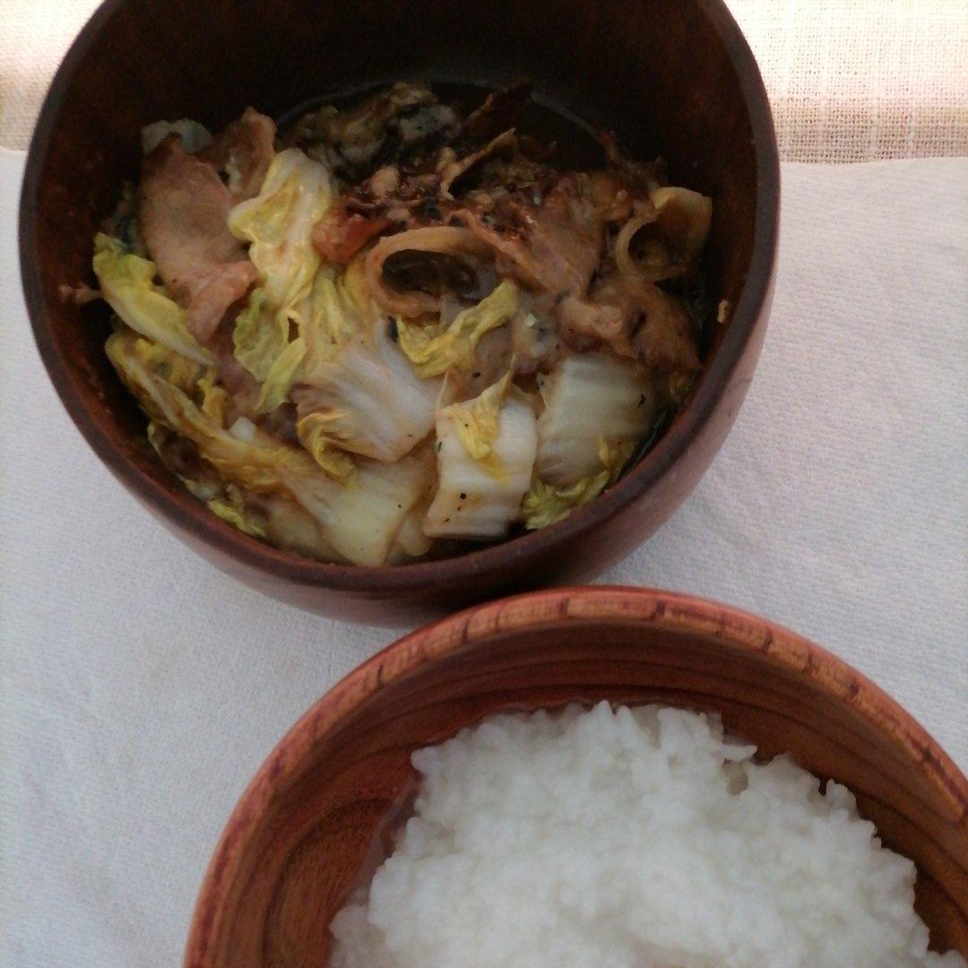 醋溜白菜+木耳