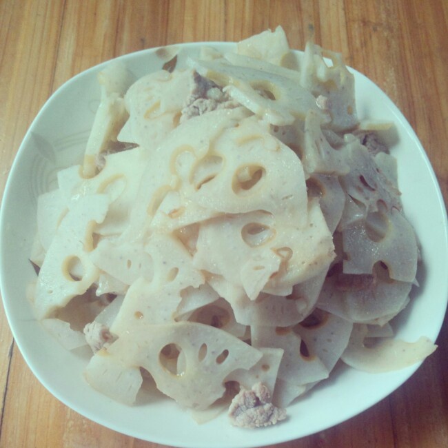 莲藕炒肉片
