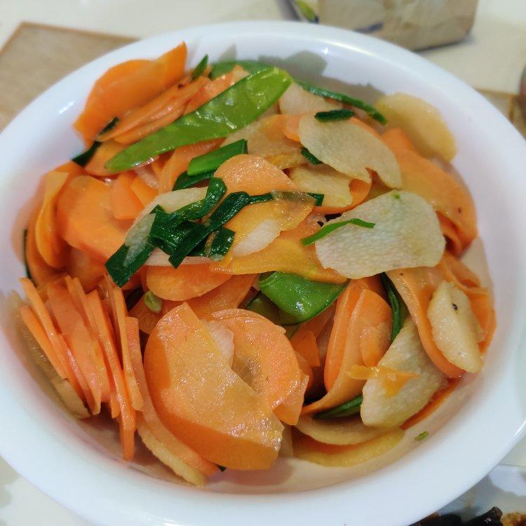 山药炒胡萝卜片