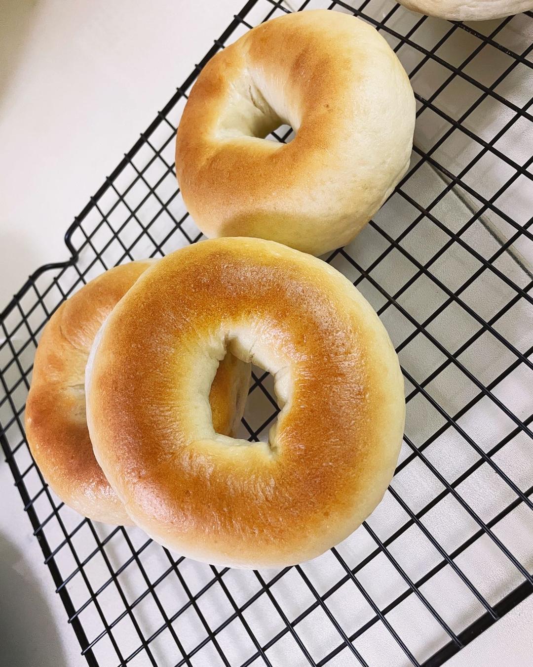 原味贝果🥯/黑芝麻贝果🥯