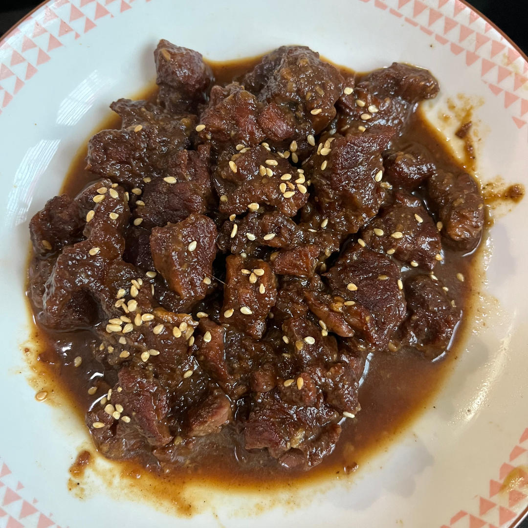 黑胡椒牛腩