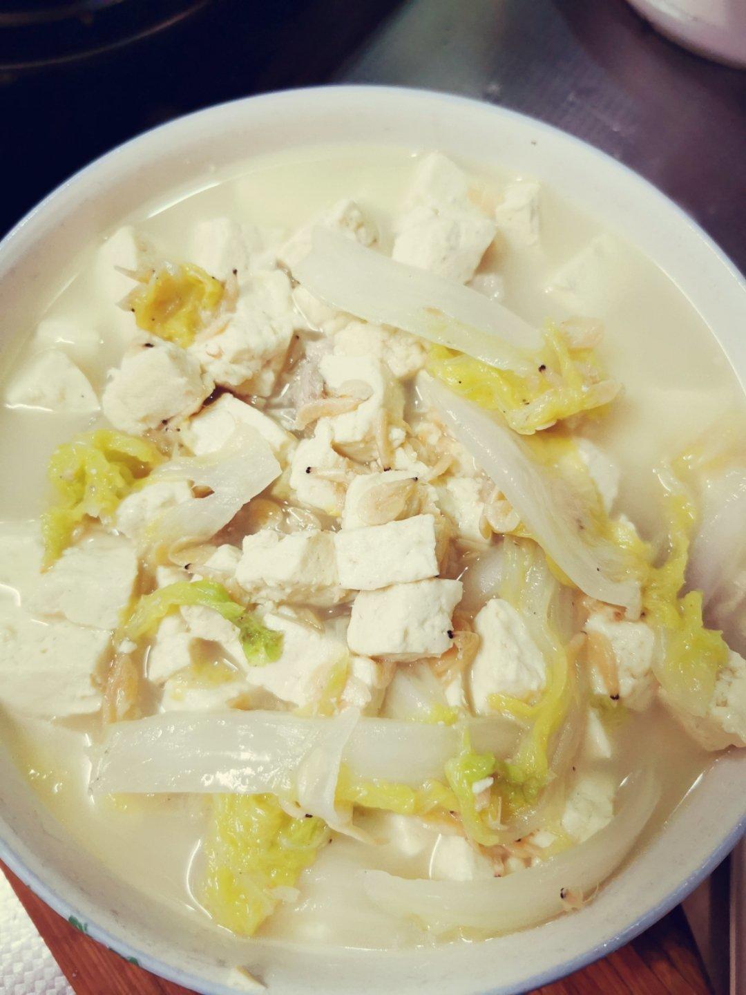 虾皮娃娃菜豆腐汤