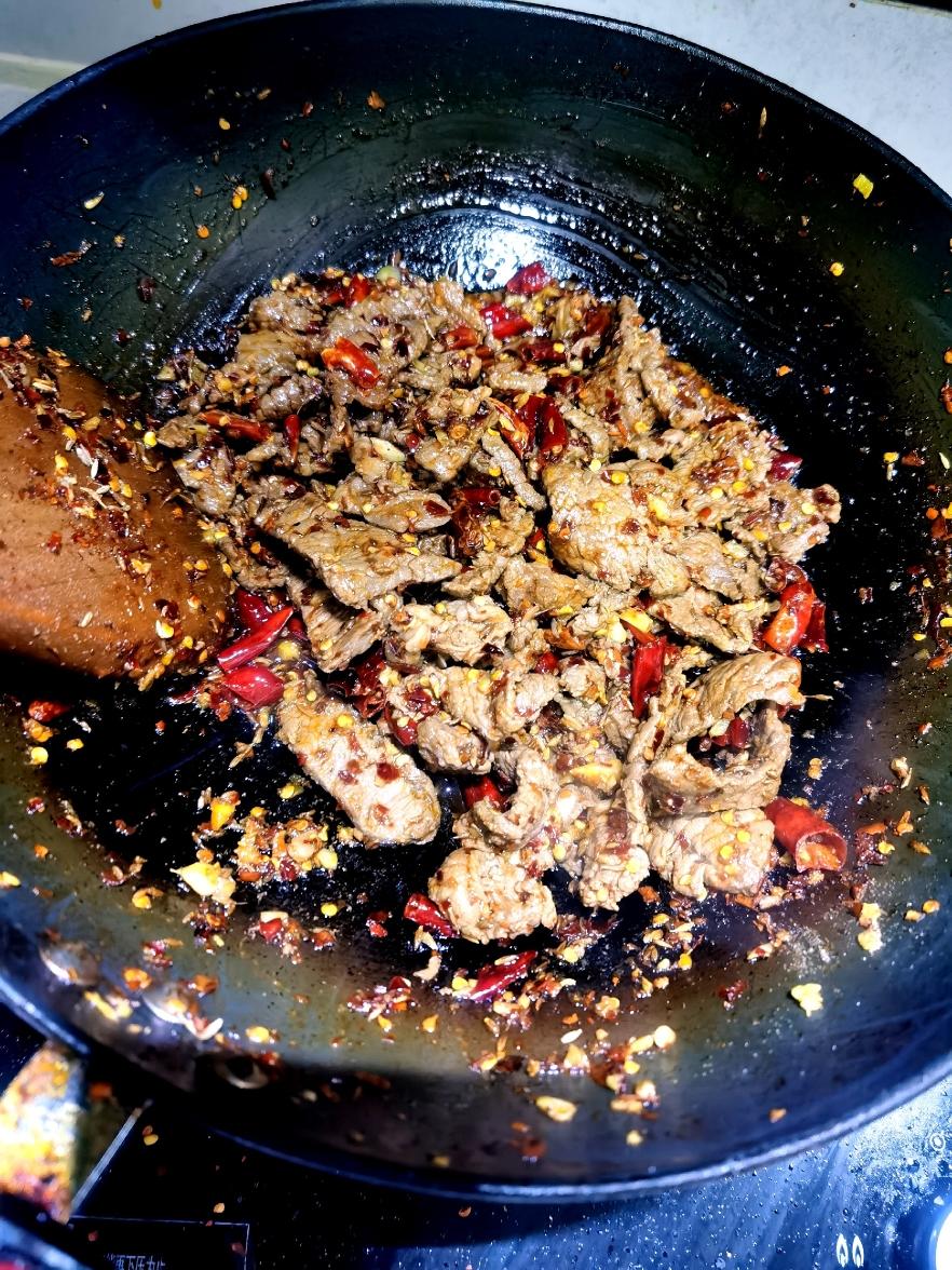 超棒👍🏻的～麻辣孜然牛肉