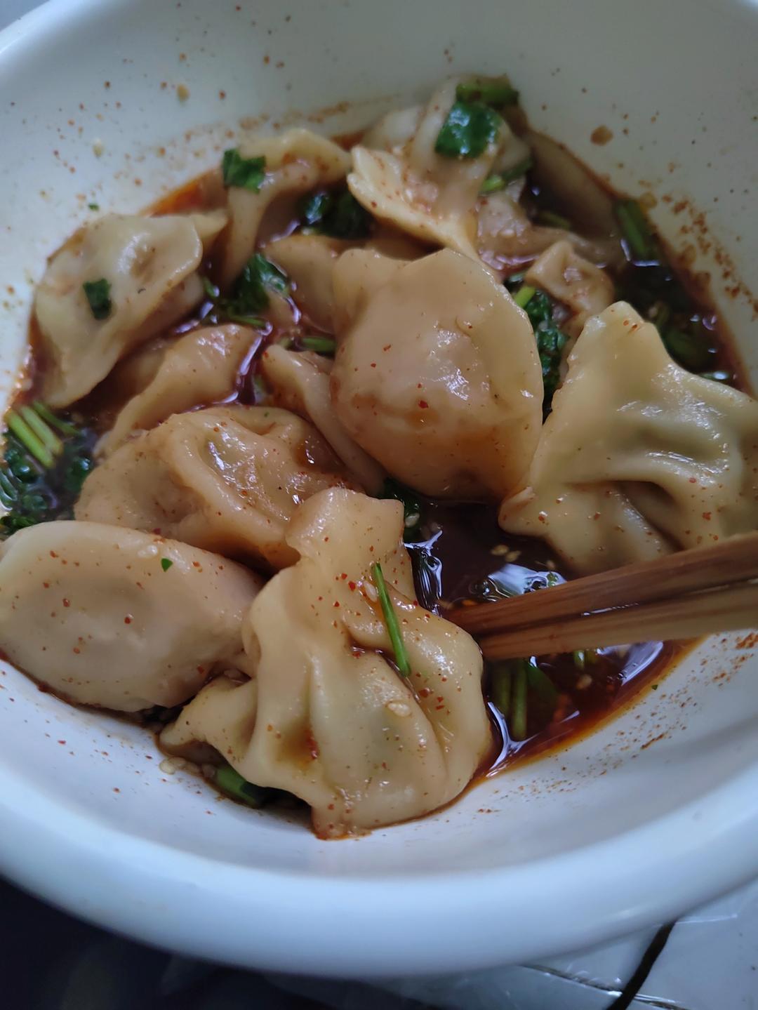 🔥五分钟搞定❗️酸辣开胃一吃就上瘾的酸汤水饺