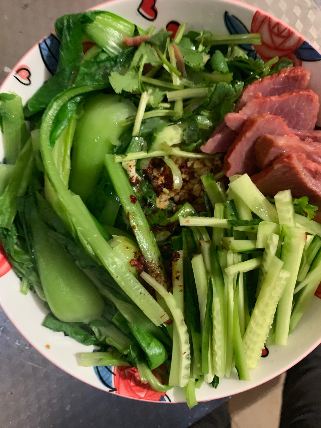 十分钟就能吃上的超简单油泼面