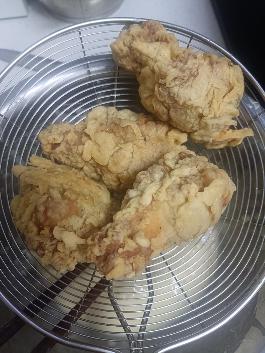 肯德基炸鸡翅（外酥里嫩又多汁）