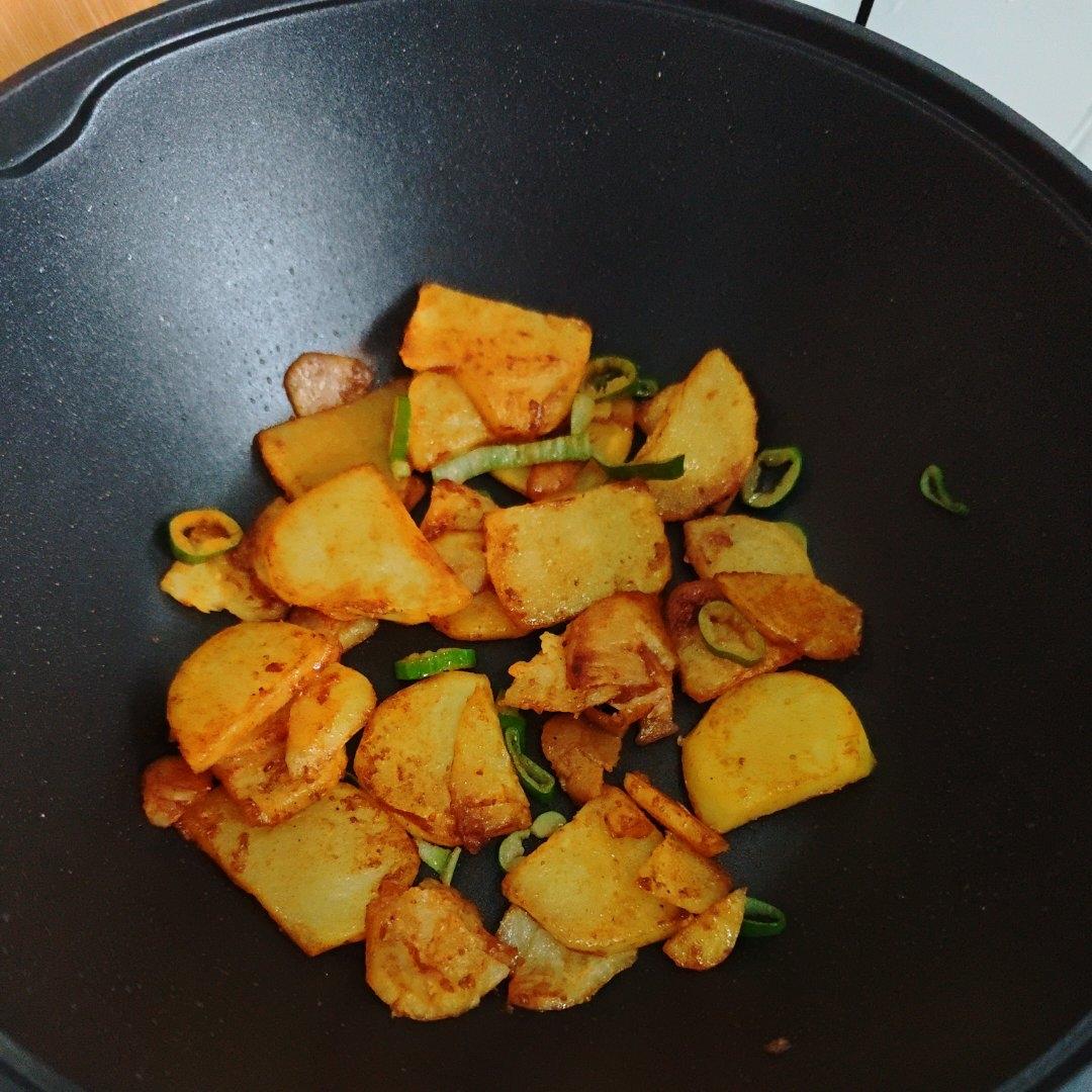 一定要做一次的孜然土豆片