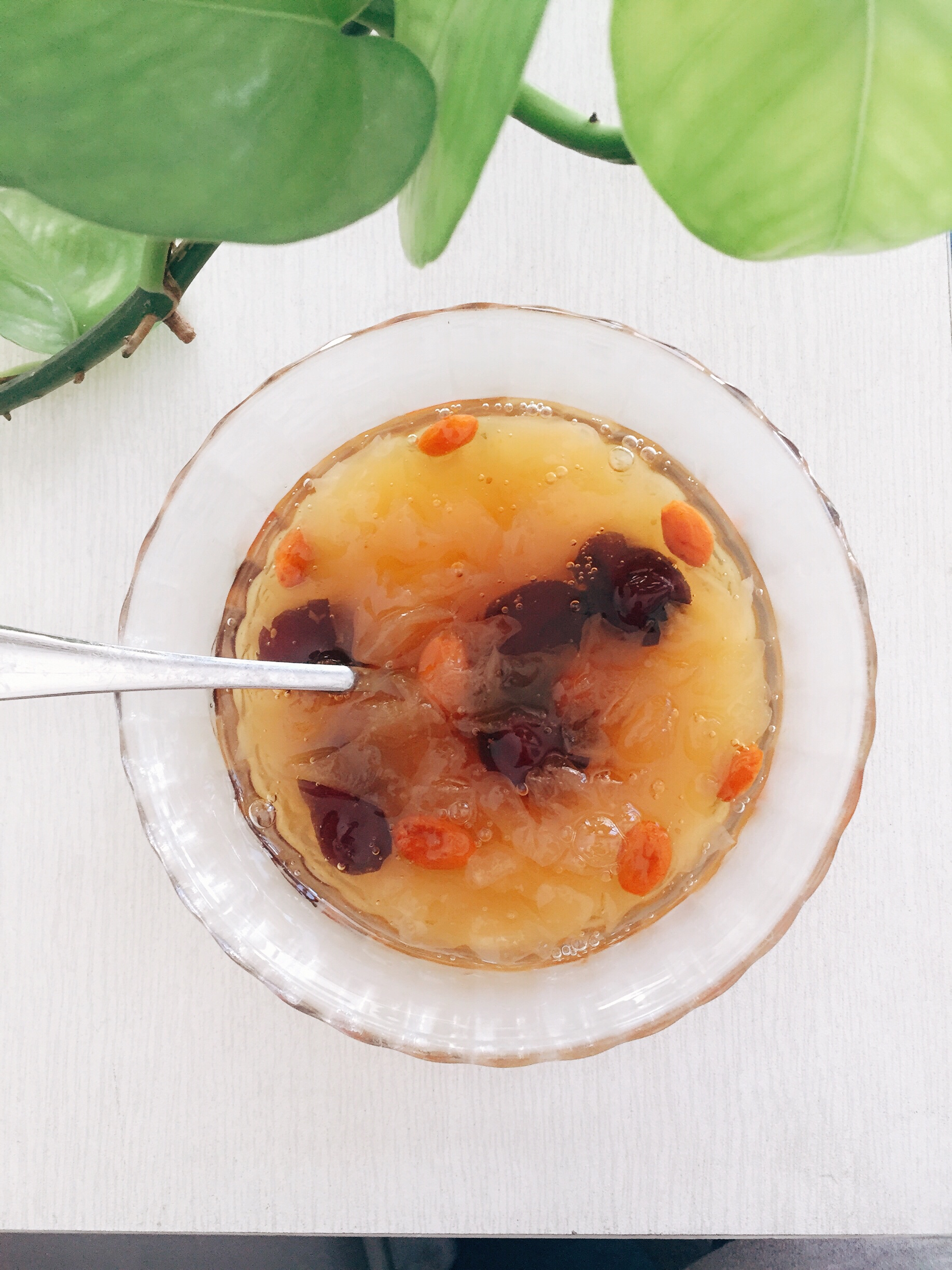 春季养生汤—银耳红枣枸杞汤的做法