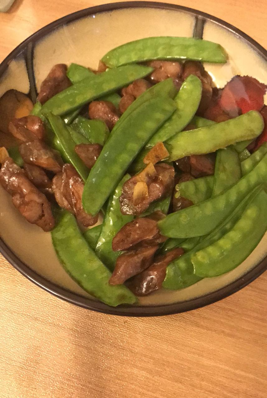 荷兰豆炒腊肠