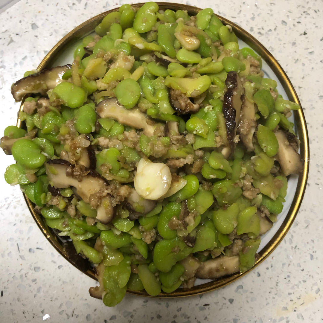 家常菜炒蚕豆