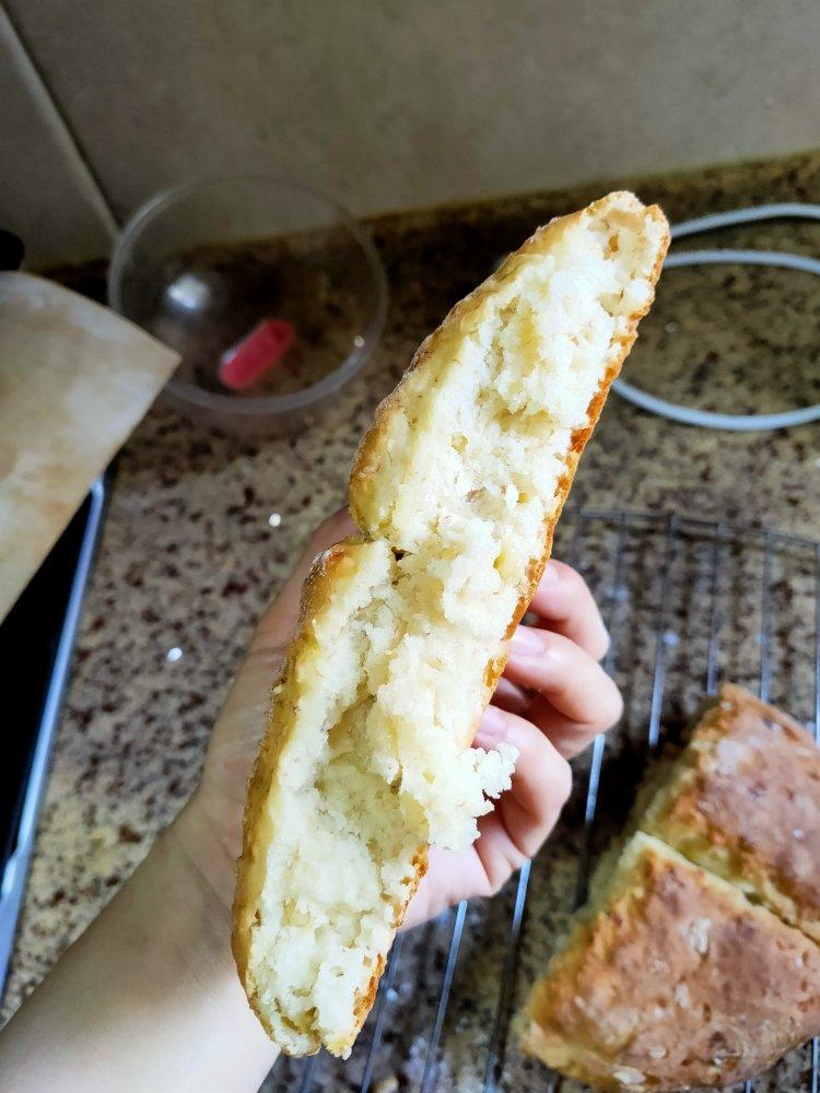 优格香蕉苏打面包