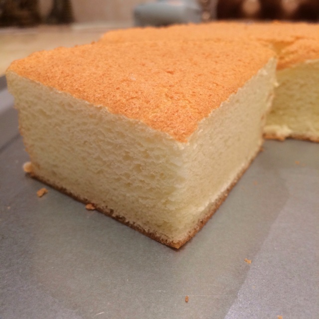 超简单完美戚风蛋糕（6寸2蛋）附打发、翻拌、脱模视频