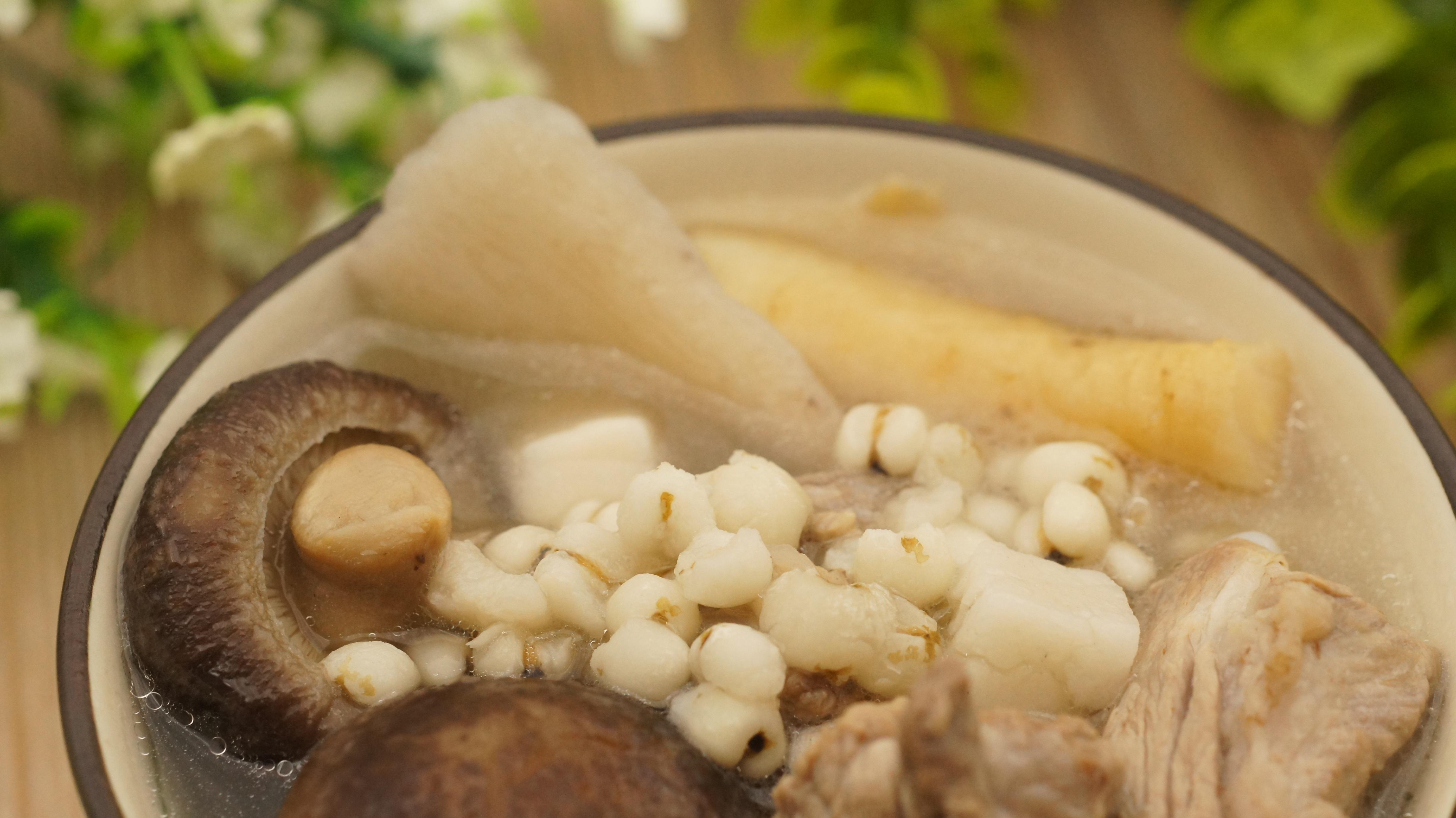 淮山茯苓薏米去湿暖胃汤的做法 步骤7