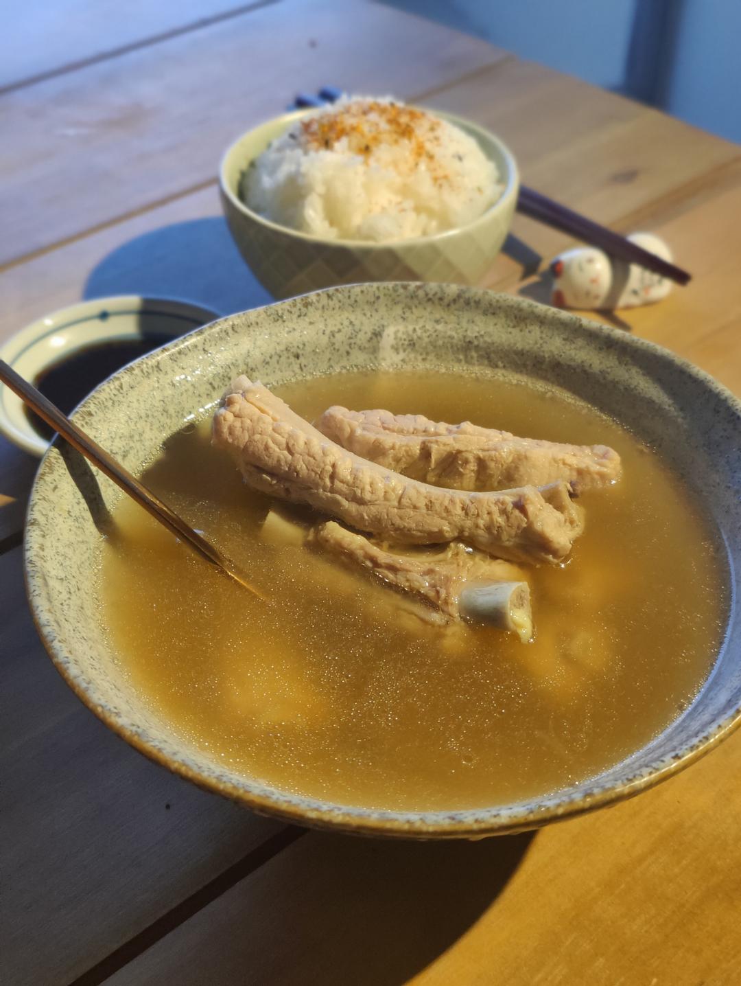 堂妈小厨——新加坡肉骨茶