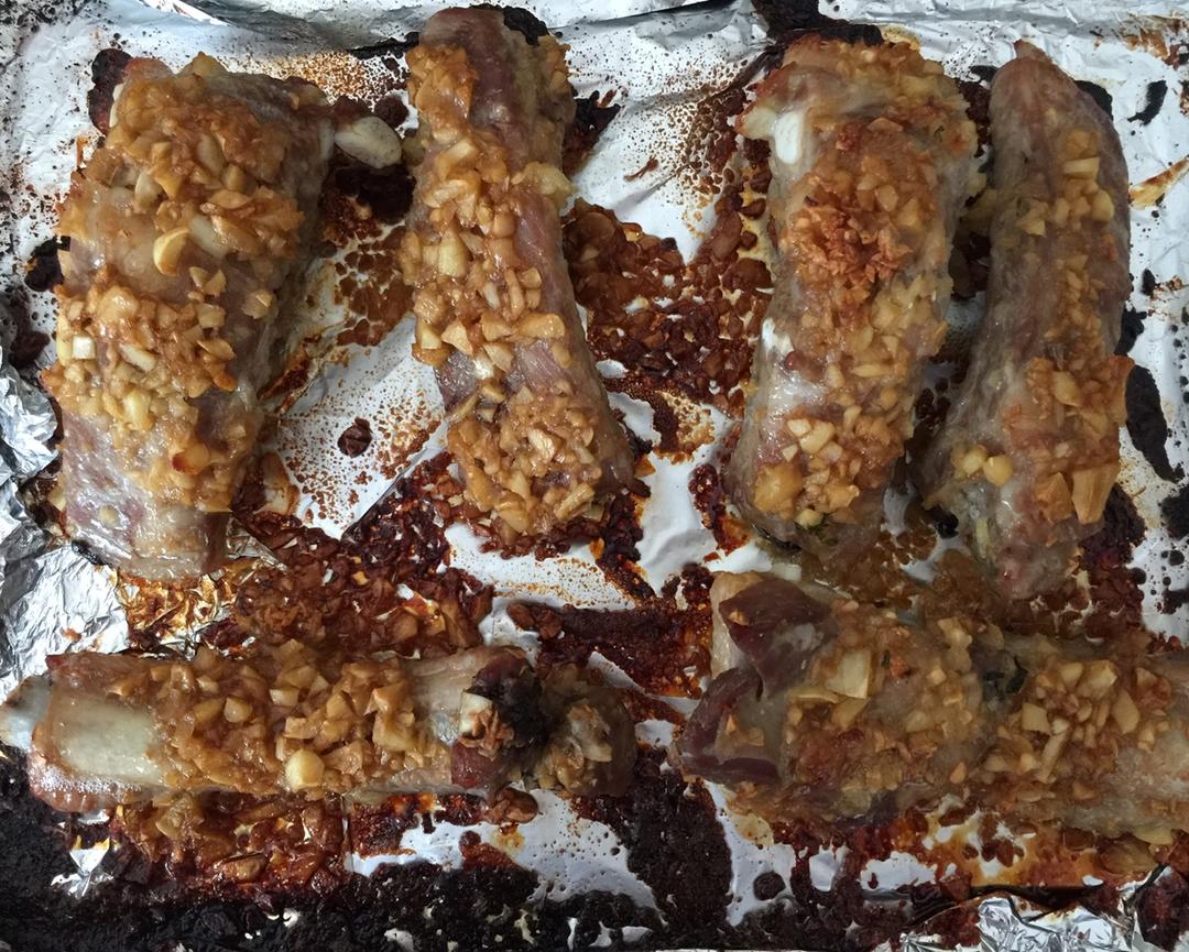 香到骨头里的蒜香排骨（烤箱）