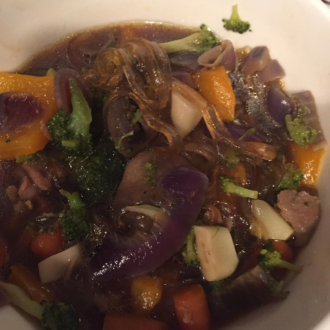 【黄焖鸡米饭】