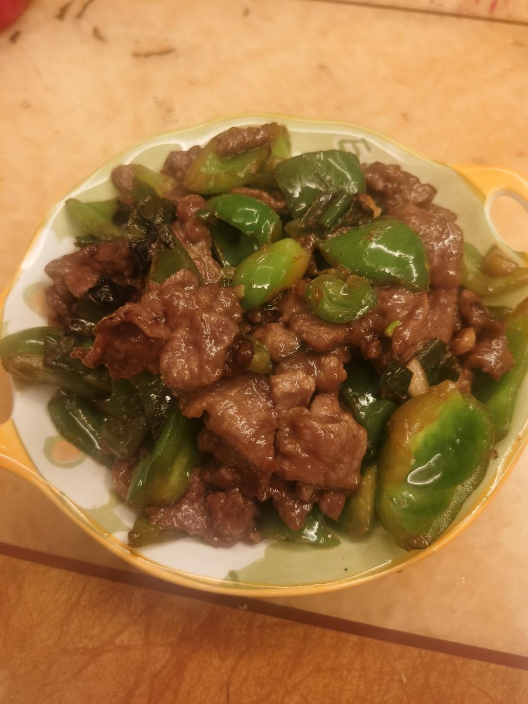 家常小炒牛肉（嫩滑爆赞）
