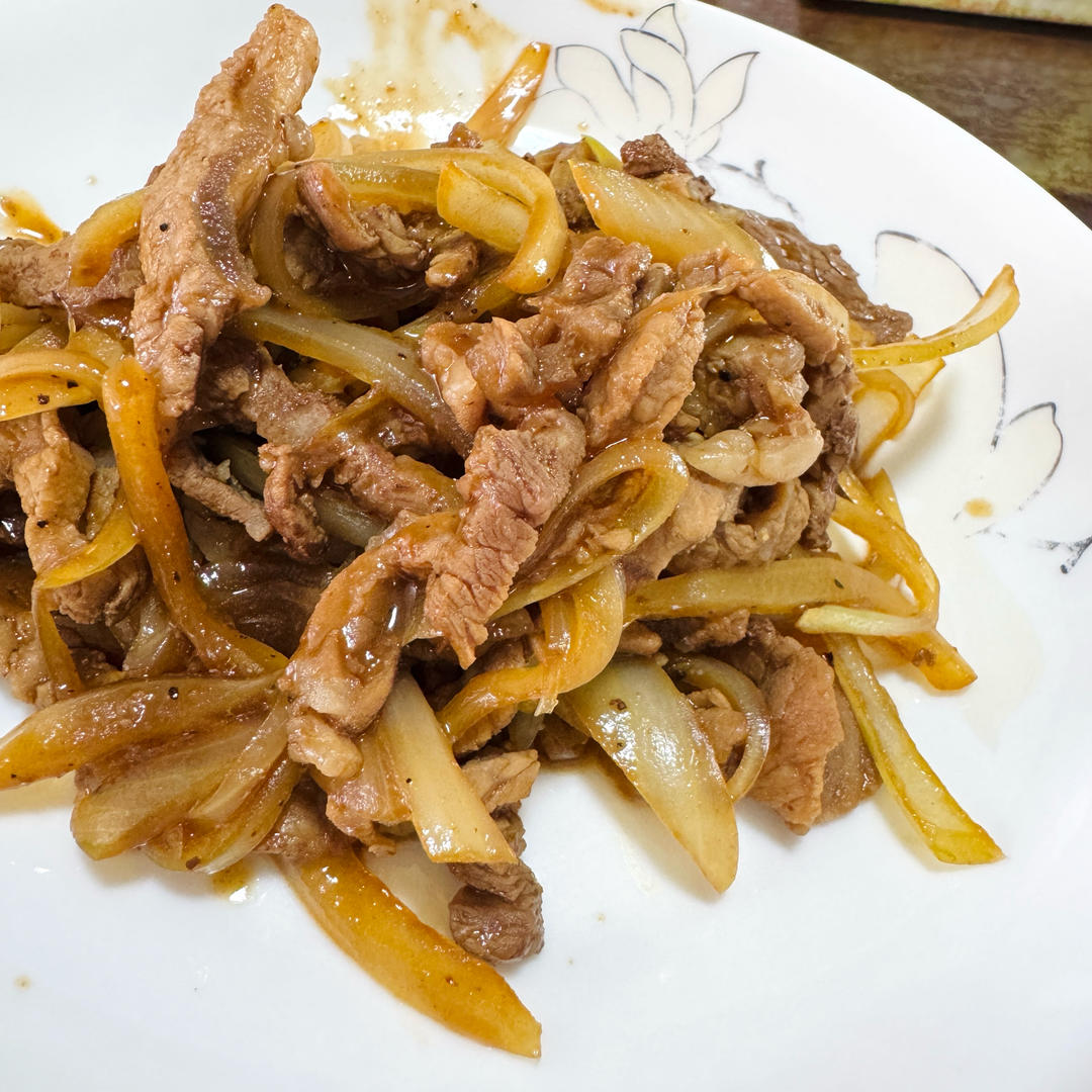 十分钟一道菜～洋葱炒牛肉2020.04.30