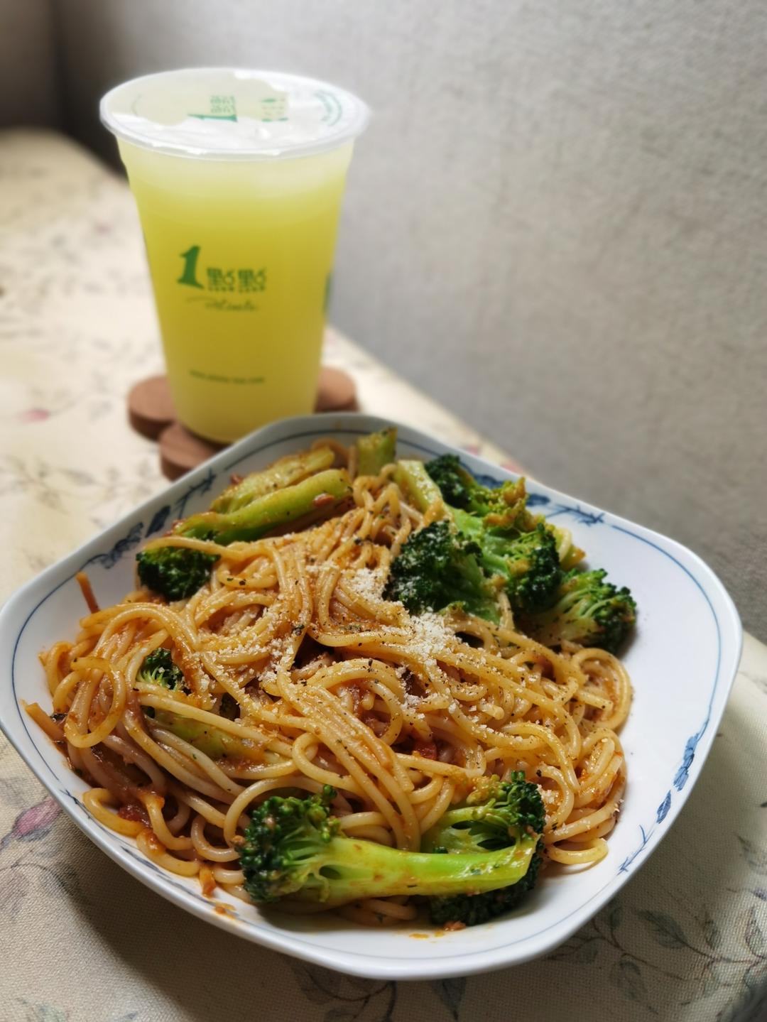 番茄肉酱意面