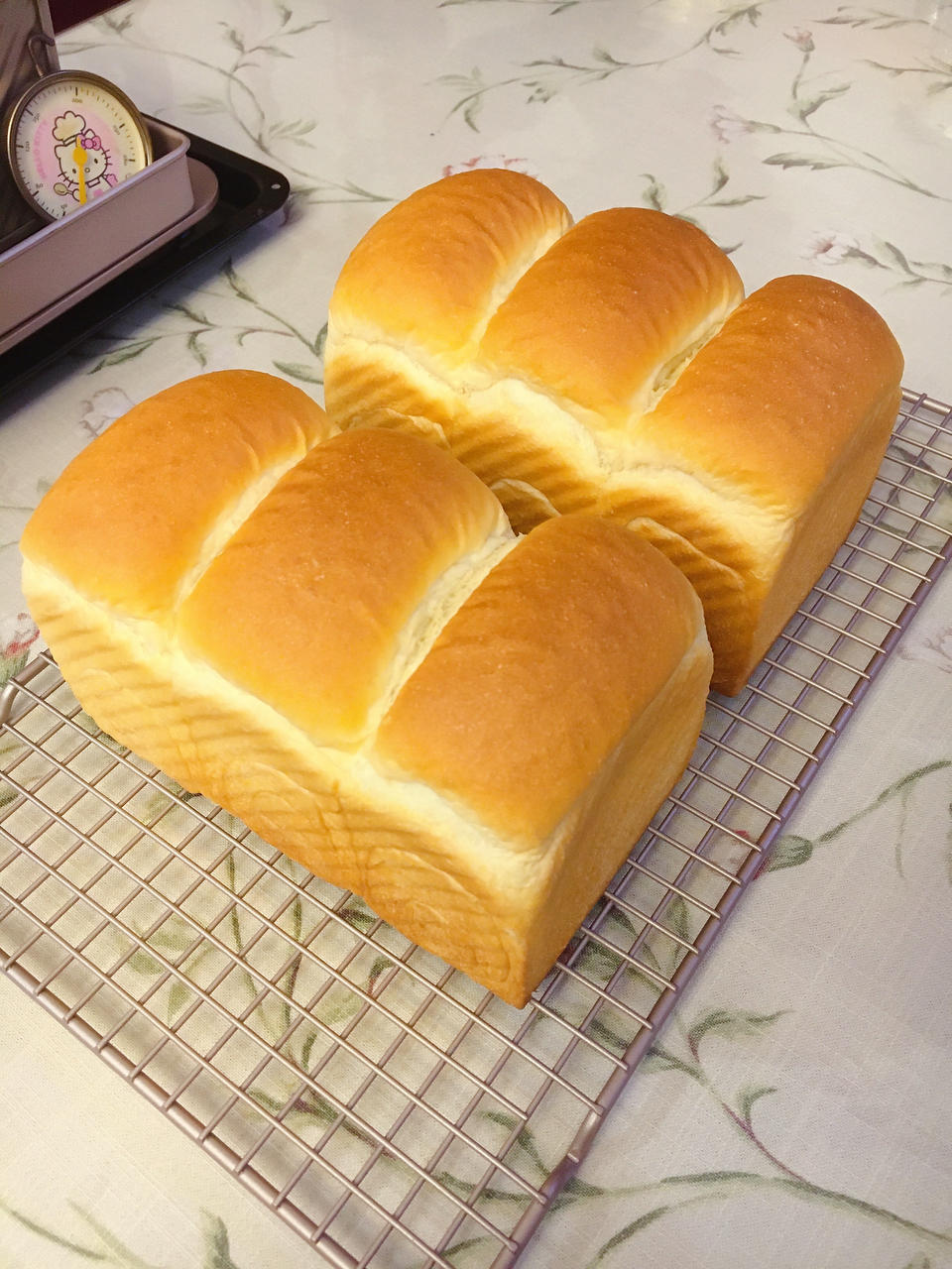 《Tinrry+》软绵绵的白吐司