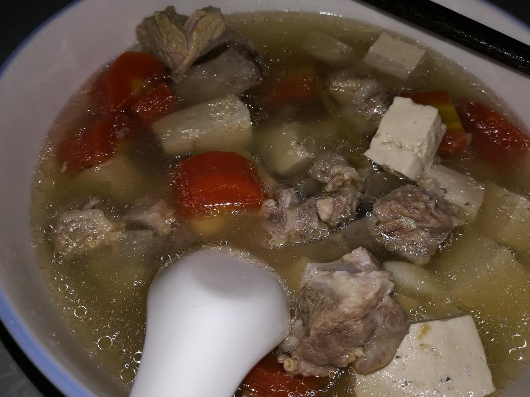 排骨白菜豆腐汤