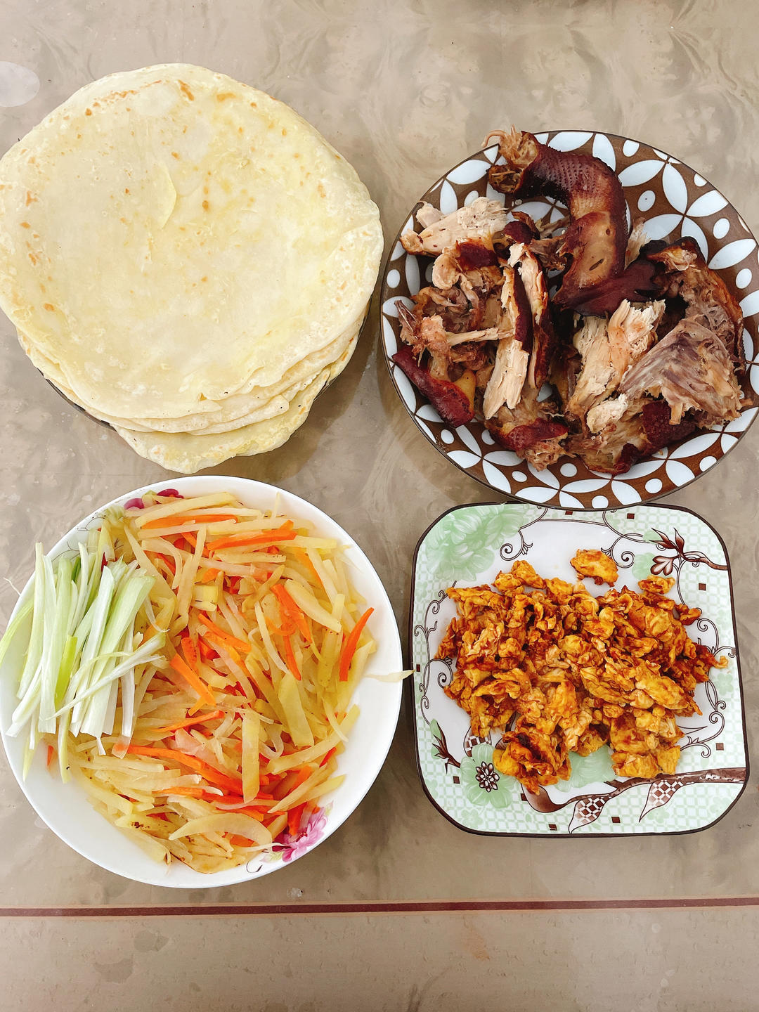 烙饼不硬的小窍门 掌握了你也能看出柔软多层凉了不硬的小油饼