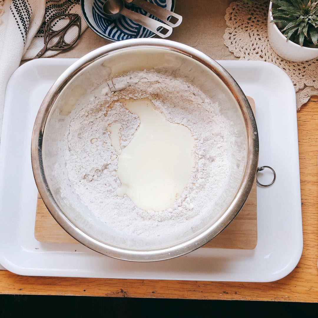 纯奶手撕吐司的做法 步骤1