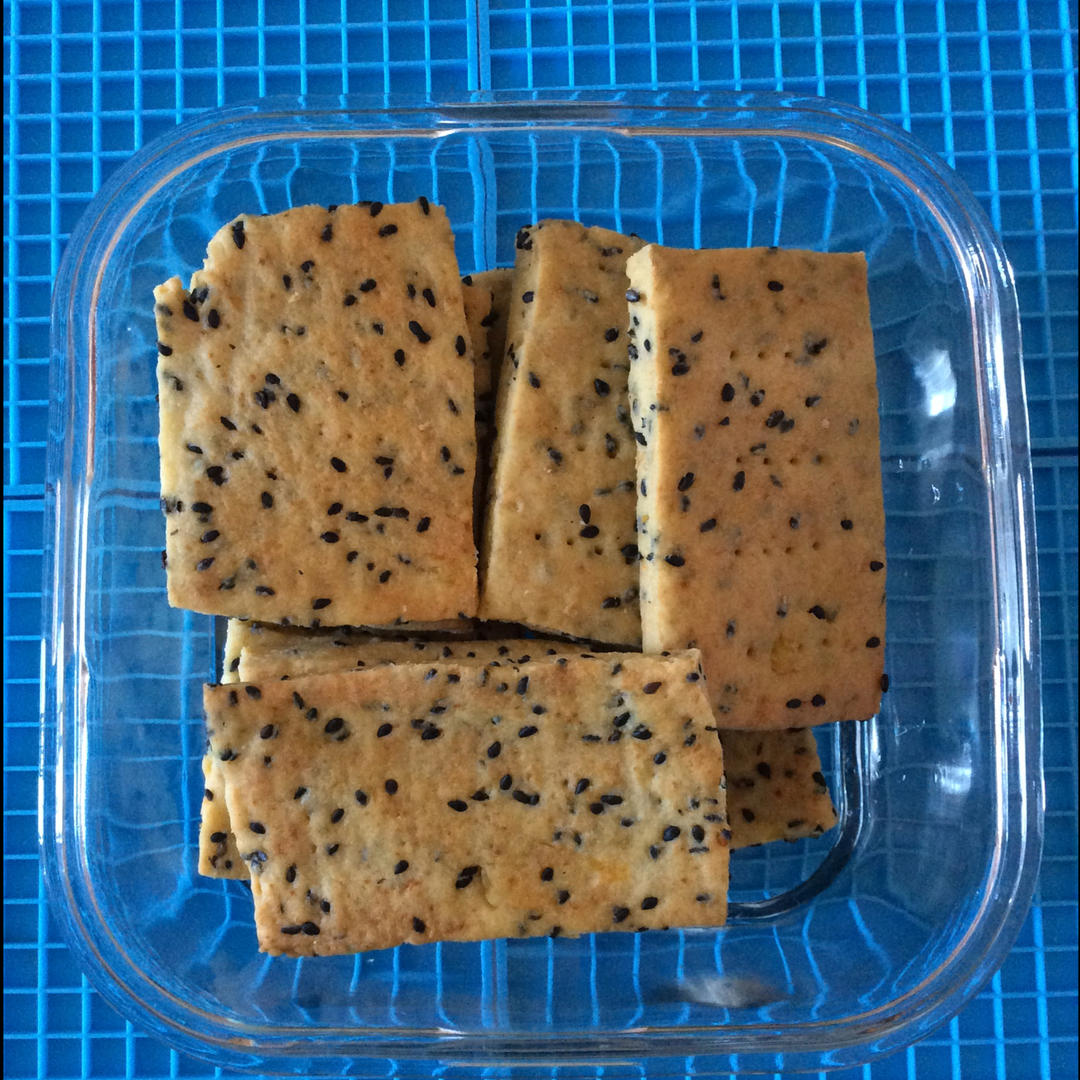 无鸡蛋无黄油的咸味土豆饼干