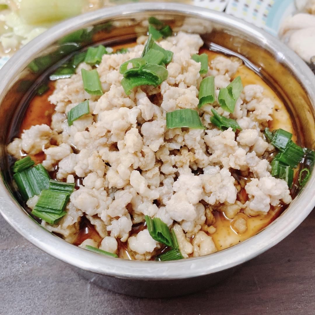 肉末蒸蛋羹：厨房小白都可以蒸出好吃的鸡蛋羹哟