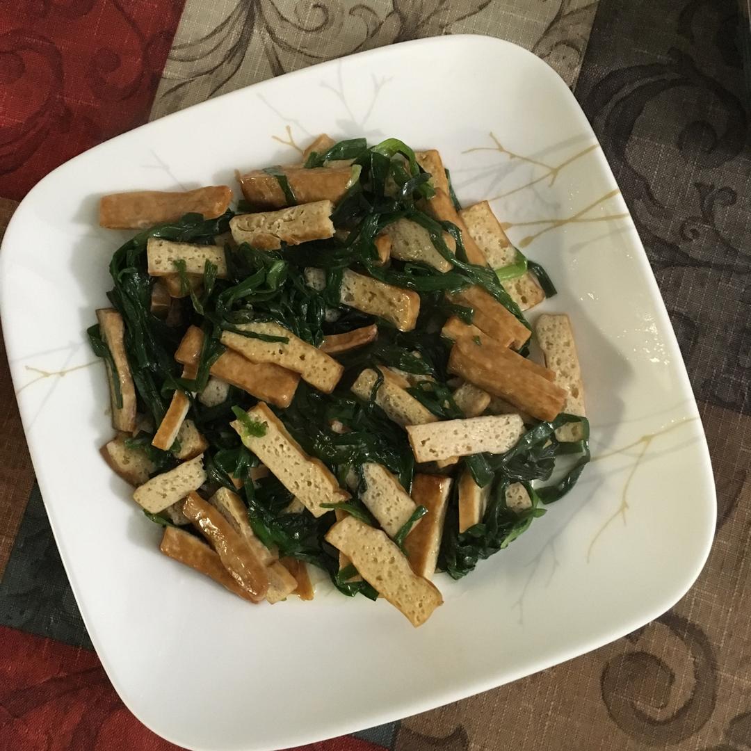 素菜豆干炒韭菜