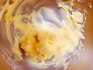 金沙奶黄流心月饼的做法 步骤13