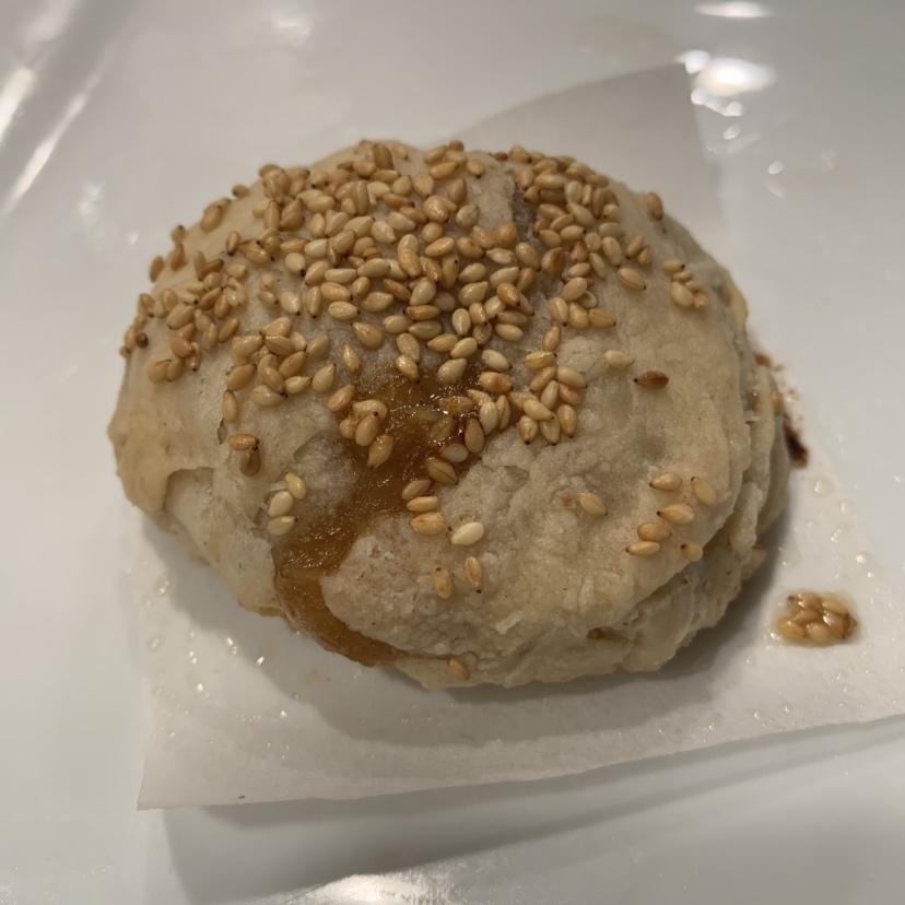 排四个小时队也买不到的鲜肉月饼，秘诀是放麻油！