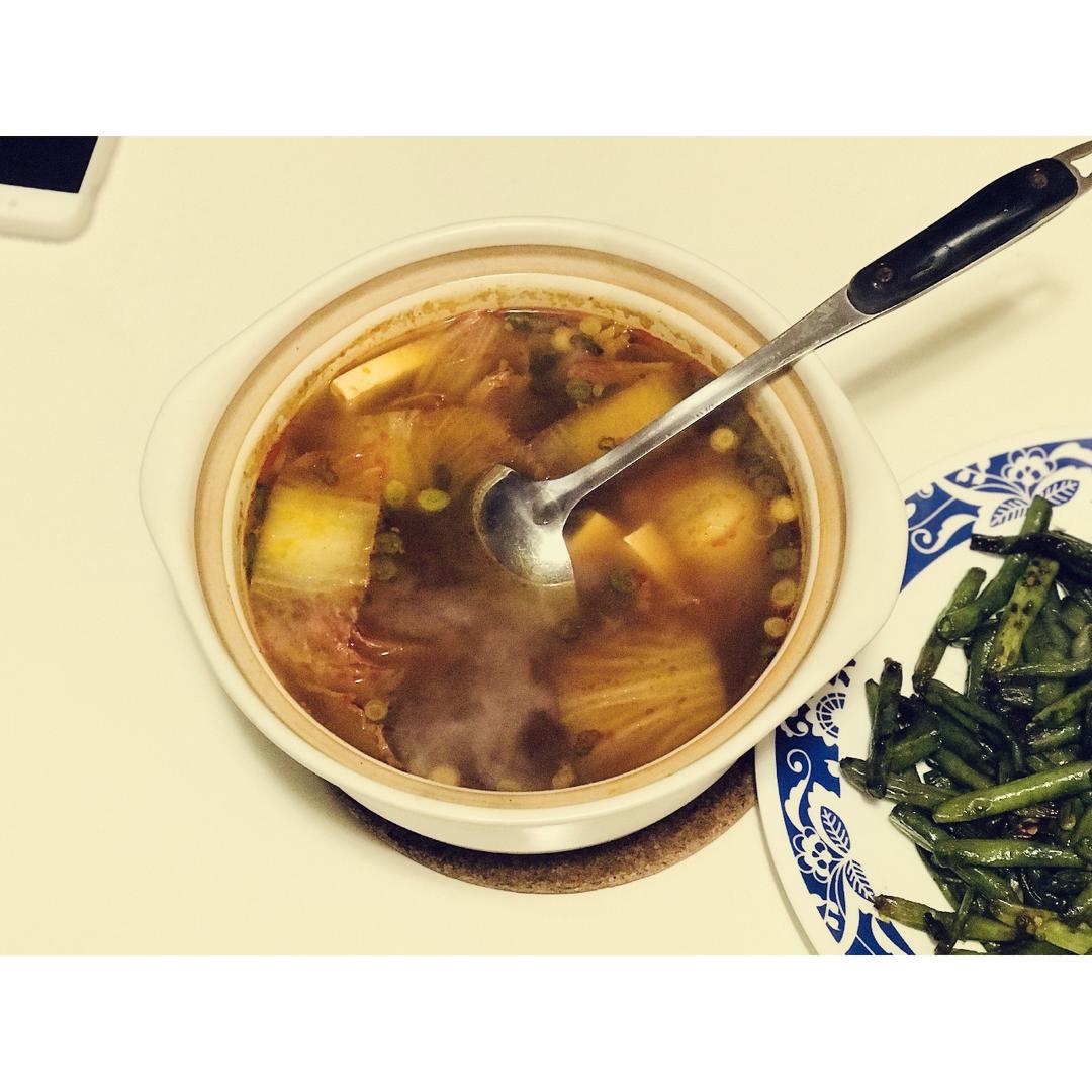 韩国泡菜豆腐汤