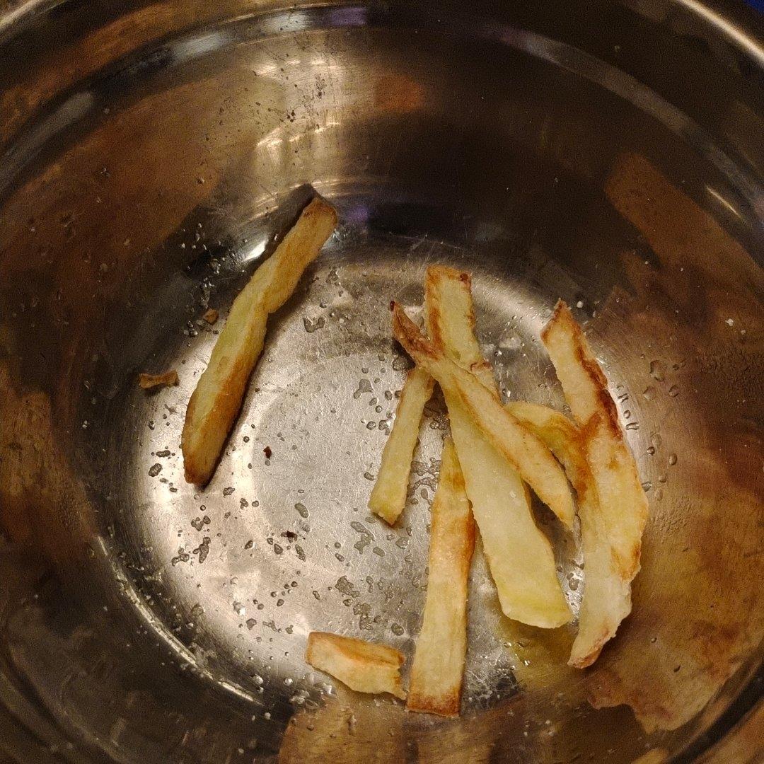 0失败！超简单！很省油！空气炸锅版薯条，现做现吃哦