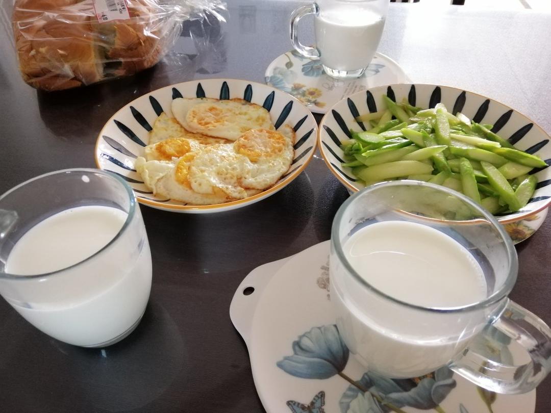 鲜味油淋芦笋