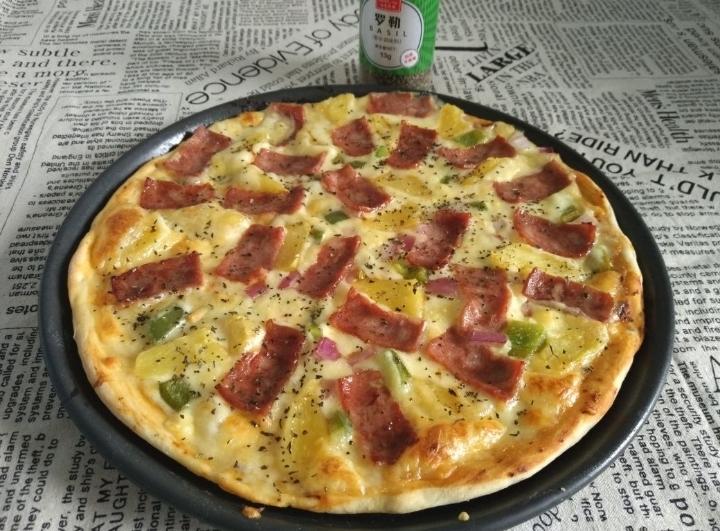 培根水果披萨的做法