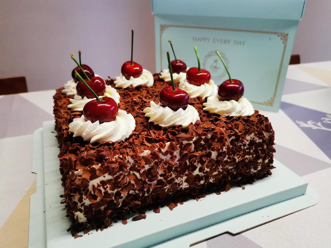 黑森林蛋糕：樱桃酒是她的灵魂